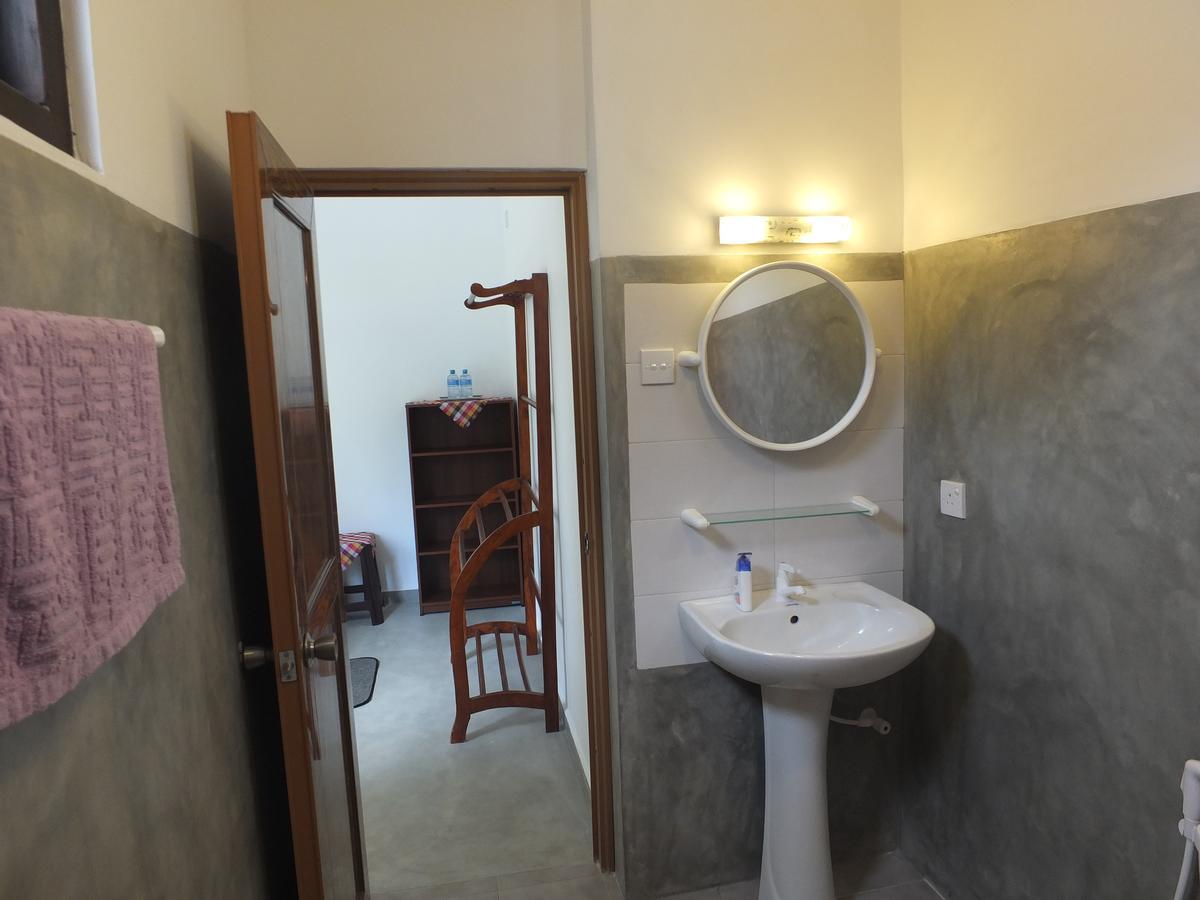 Emildale Villa Wadduwa Bagian luar foto