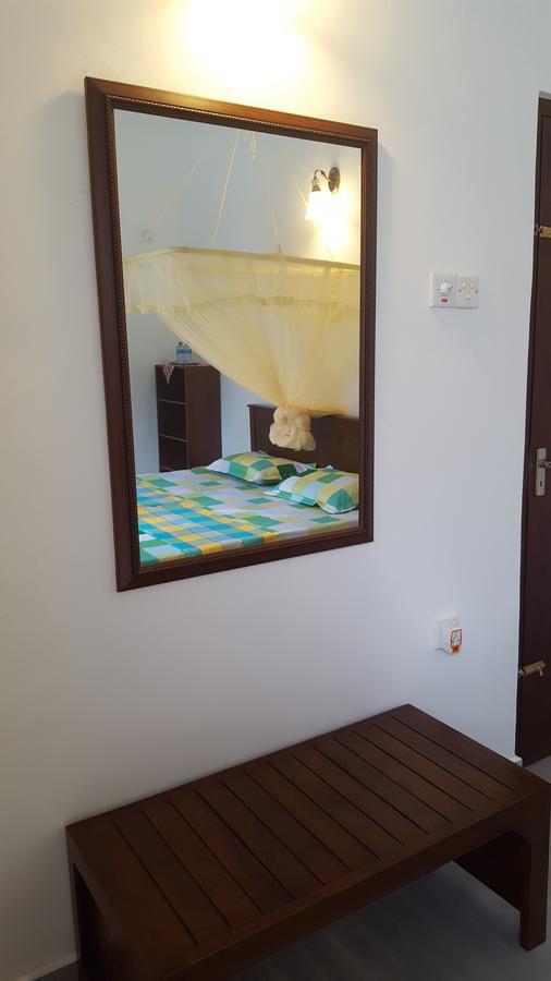 Emildale Villa Wadduwa Bagian luar foto