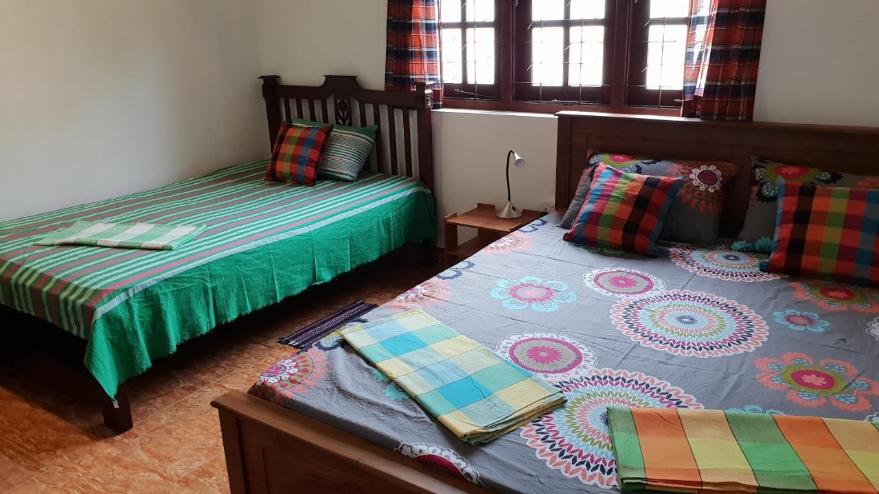 Emildale Villa Wadduwa Bagian luar foto